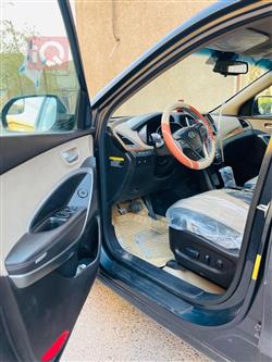Hyundai Grand Santa Fe
